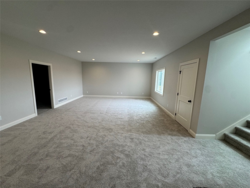 New Available Homes for sale at 1637 22nd Ave SE in Altoona, IA