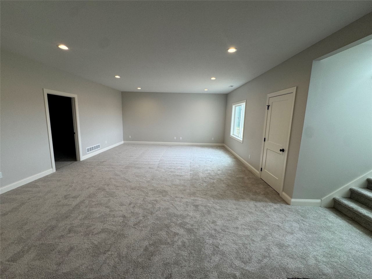 New Available Homes for sale at 1637 22nd Ave SE in Altoona, IA