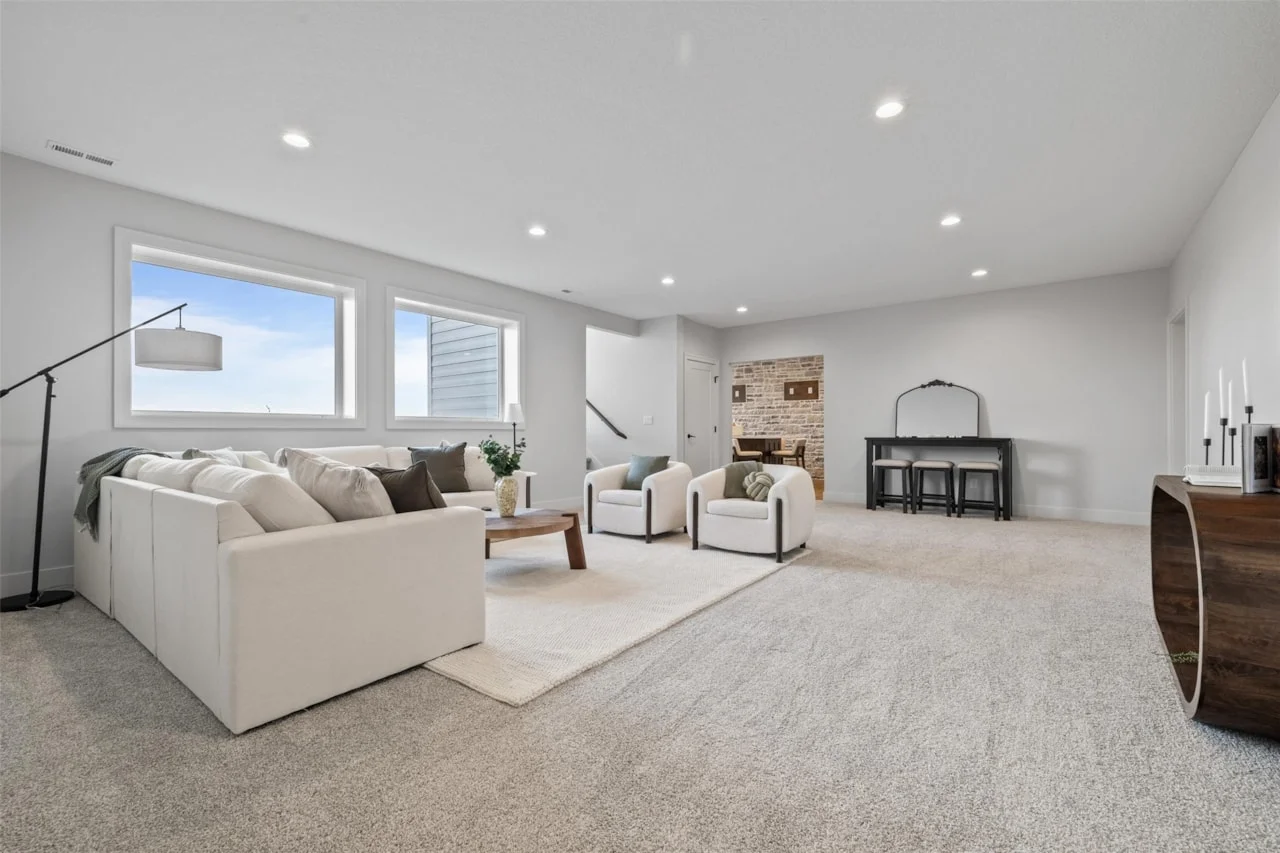 Available new construction home and move in ready homes for sale at 1812 NE Pine Lake Circle in Ankeny IA