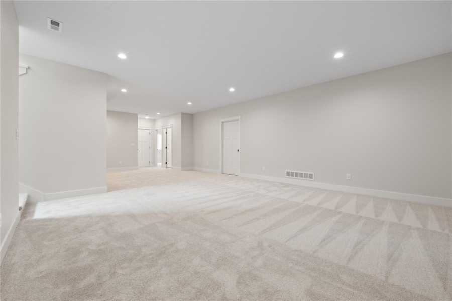 New Construction Homes and Available Homes for Sale at 1355 NW Brooks Dr in Waukee, IA