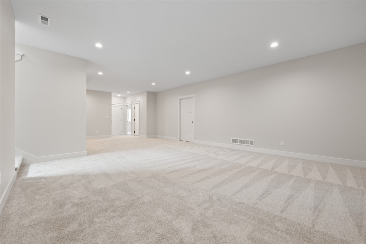 New Construction Homes and Available Homes for Sale at 1355 NW Brooks Dr in Waukee, IA