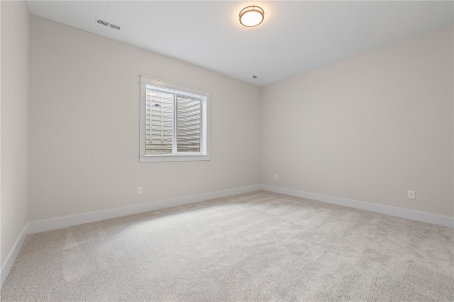 New Construction Homes and Available Homes for Sale at 1355 NW Brooks Dr in Waukee, IA