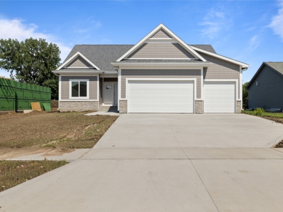 New Construction Homes and Available Homes for Sale at 1355 NW Brooks Dr in Waukee, IA