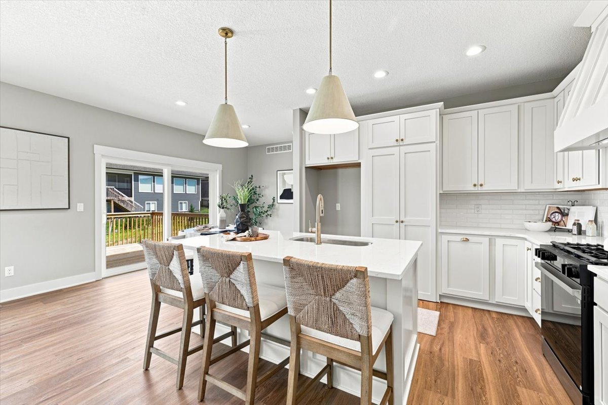 Available Homes and Move In ready home for sale at 15211 Springbrook Trl in Urbandale