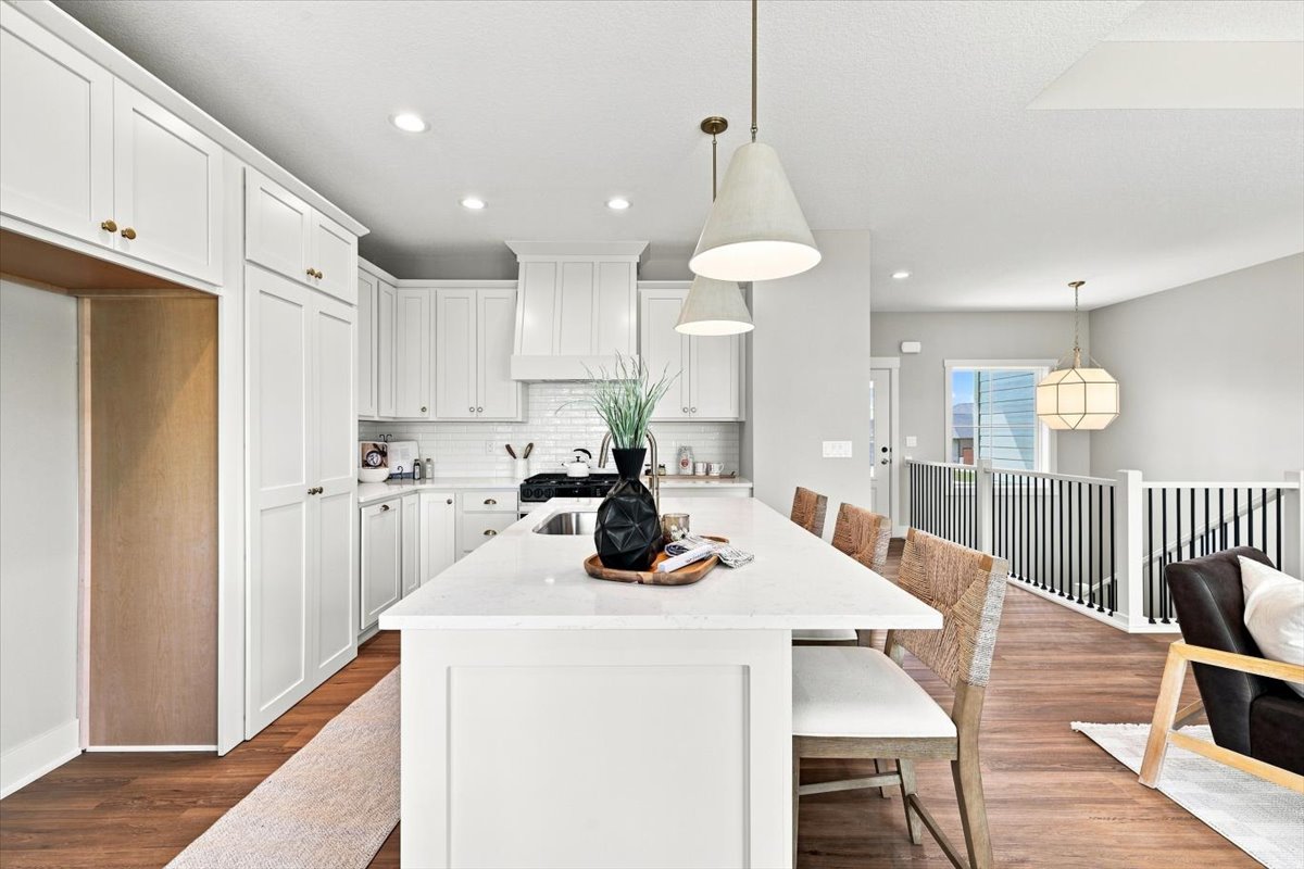 Available Homes and Move In ready home for sale at 15211 Springbrook Trl in Urbandale