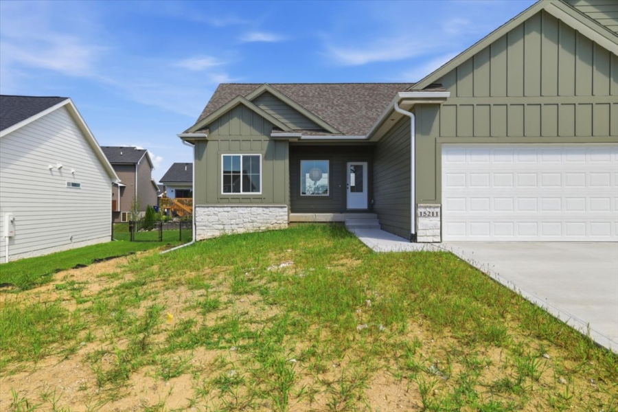 Available Homes and Move In ready home for sale at 15211 Springbrook Trl in Urbandale