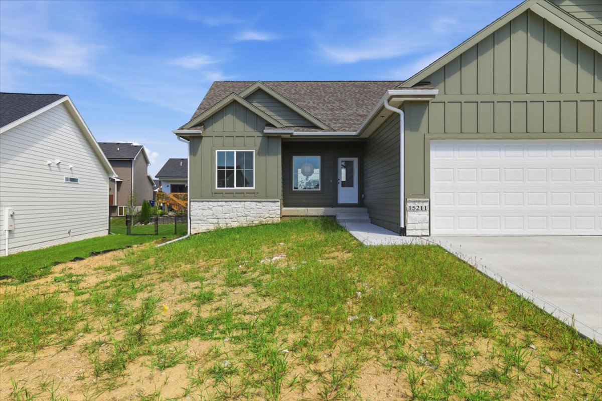 Available Homes and Move In ready home for sale at 15211 Springbrook Trl in Urbandale
