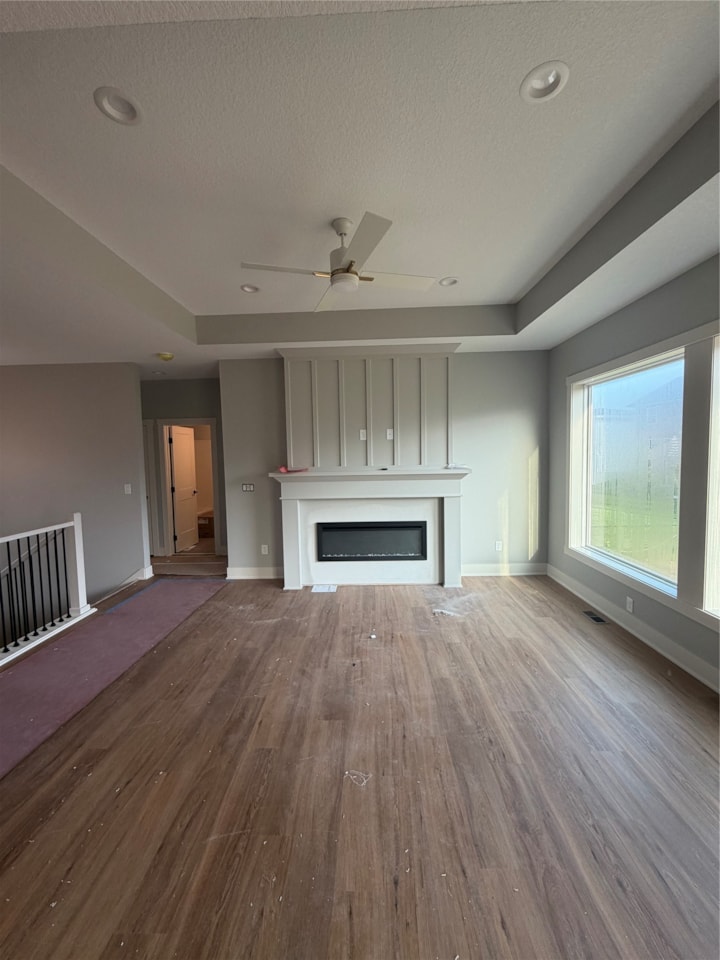 Move in Ready Homes and Available Homes for sale at 15211 Springbrook Trl in Urbandale, IA