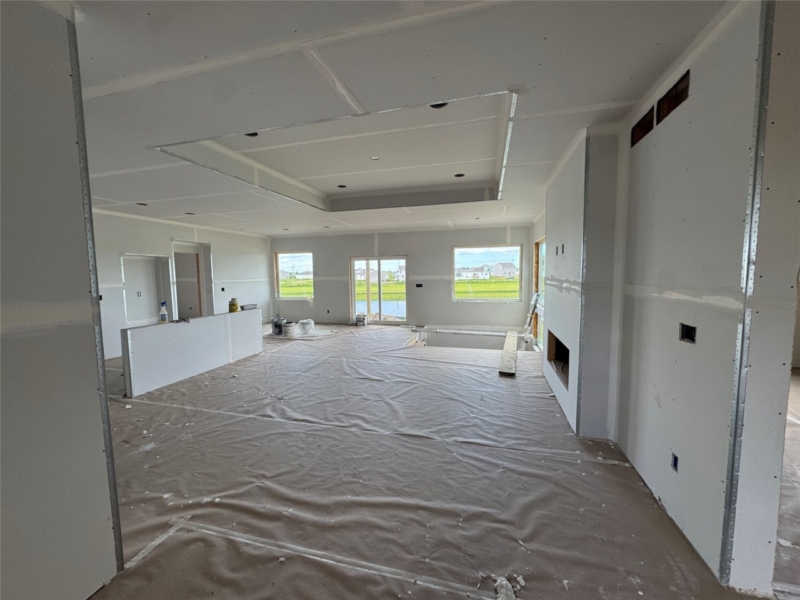 Move in Ready Homes and Available Homes for sale at 4280 3rd Ave SE in Altoona, IA