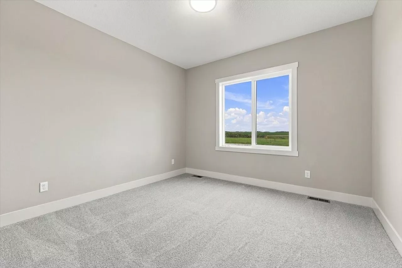 New construction homes for sale at 4280 3rd Ave SE in Altoona, IA
