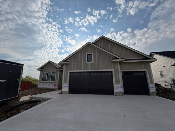 Available and Move in Ready home for sale at 2913 Wakonda Dr in Norwalk, IA