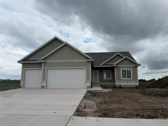 Available and Move In Ready Homes for sale at 723 SW 15th St in Grimes, IA